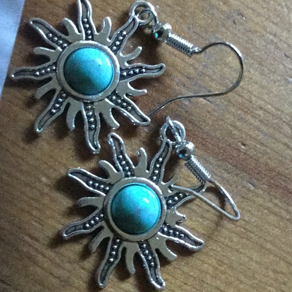 Rodeo cowgirl horse riding earrings sunshine dangle Coachella festival market - Picture 5 of 5
